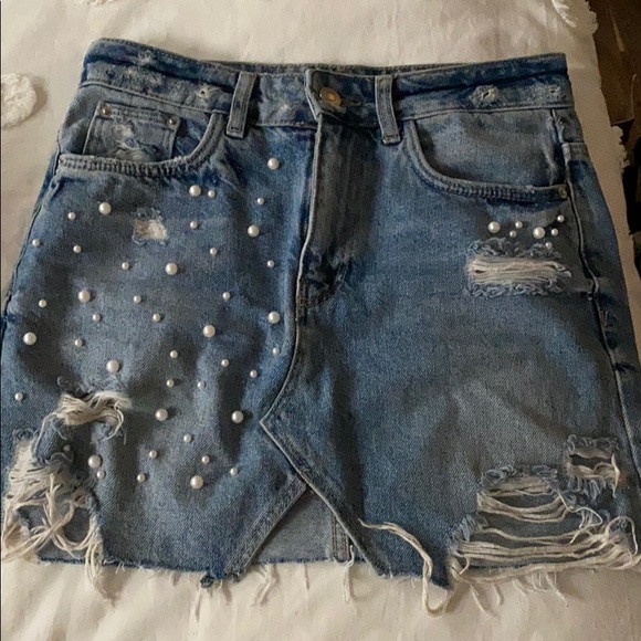 Zara Dresses & Skirts - Zara distressed mini skirt